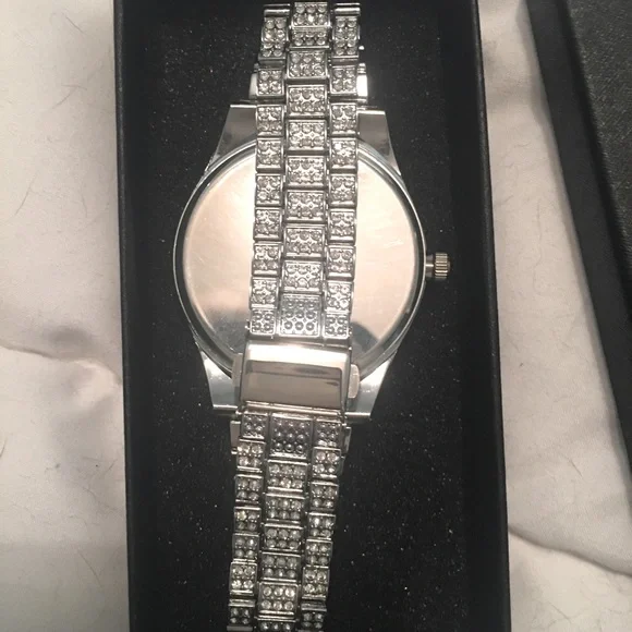 BNIB Mens Rhinestone Embellished Alloy Watch with Matching Bracelet - Picture 7 of 12
